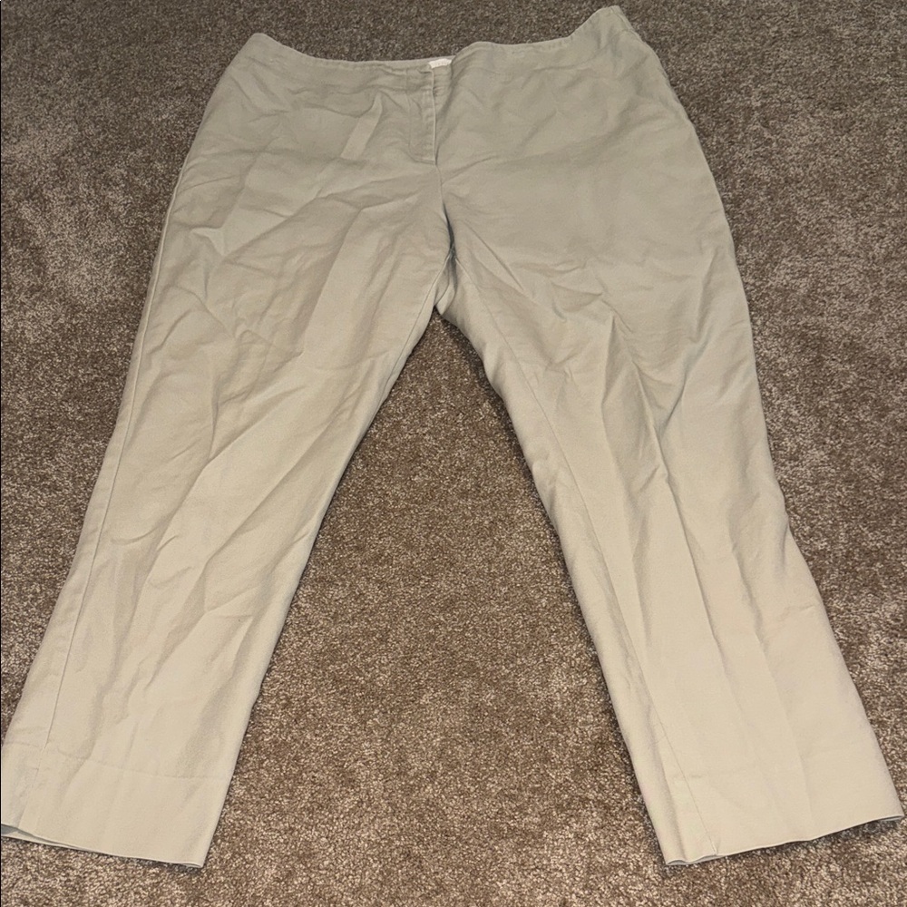 Chico's Women’s Khaki Ankle Cropped Chinos Tan - size 2/Large. B13